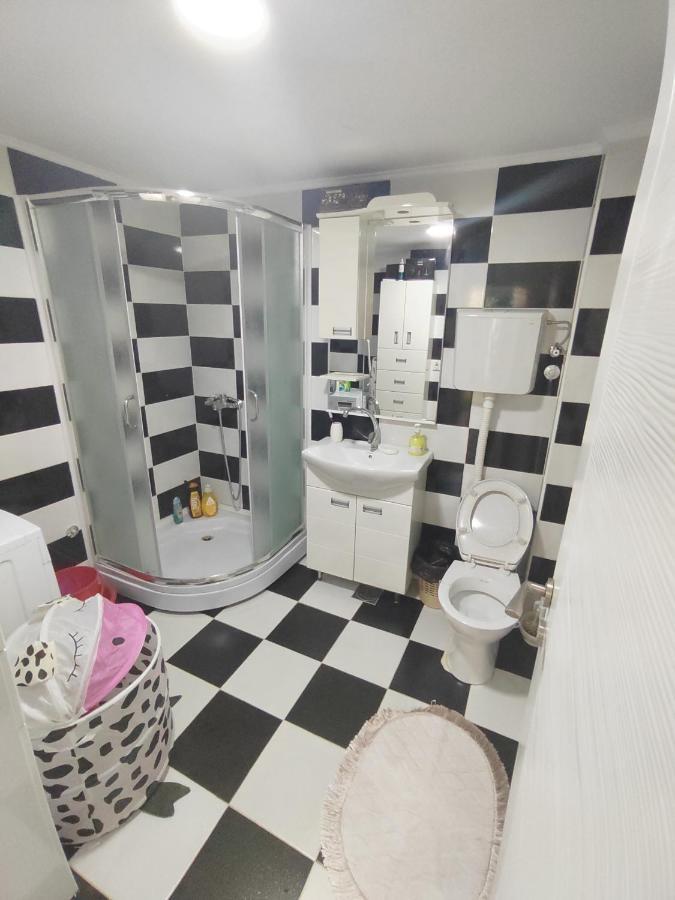 Apartmán Bilja'S House Ni Exteriér fotografie